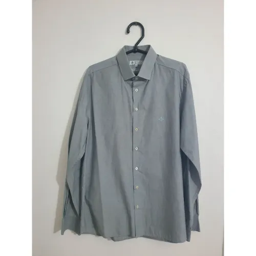 Camisa em tecido 