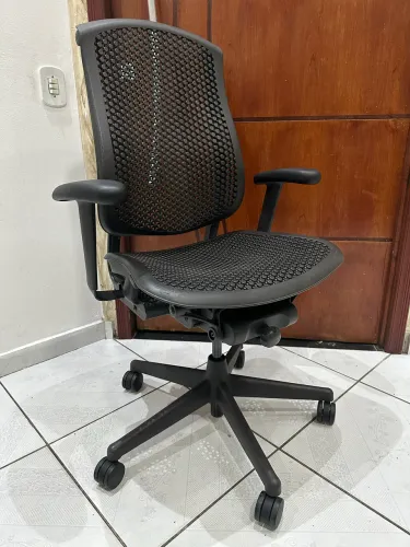 cadeira herman miller celle Entrega grátis sp capital