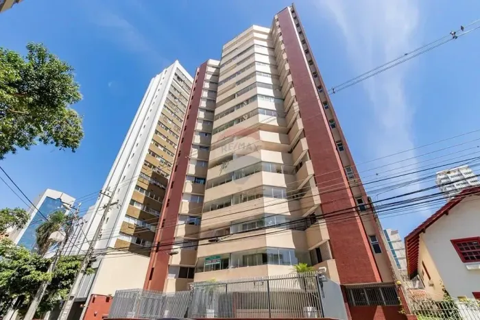 Apartamento para locação 03 dormitórios, 01 suíte 138m² - Centro