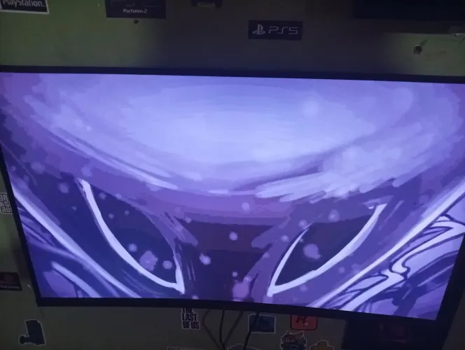 Monitor gamer curvo 31,5"