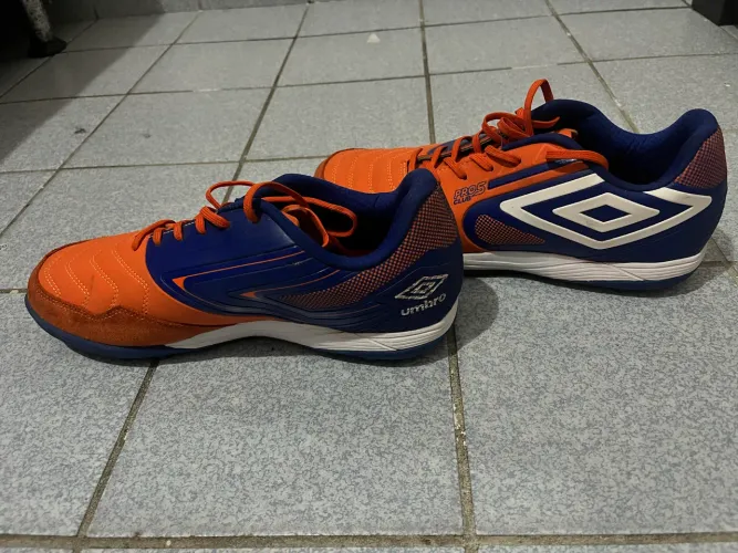 Chuteira umbro pro 5 bump 