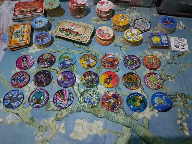 Lote de tazos Yugioh metal