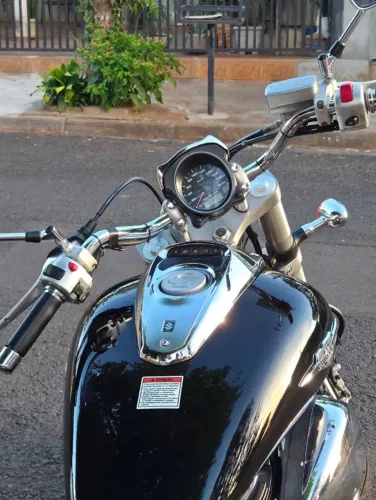 Moto Boulevard M800 - Cor Preta