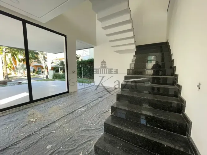 Oportunidade - Casa em condomínio - Jardim Paraíba - Jacareí - Terras de Santa Clara - 5 D
