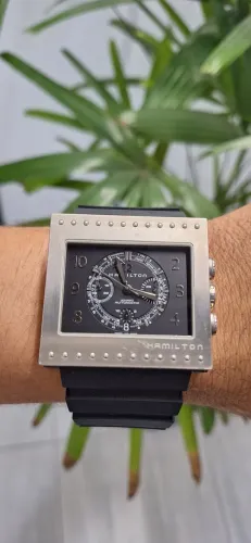 Relógio Hamilton Khaki Chronograph Swiss Made Ref.796160