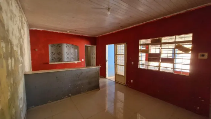 Casa com Lote Amplo - Morro da Cruz, São Sebastião DF