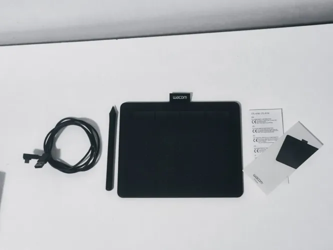 Mesa digitalizadora wacom íntimos 4100
