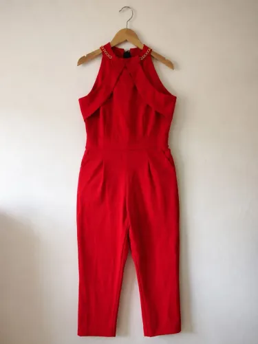 Macacão vermelho à venda