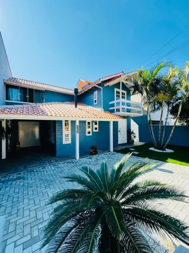 Casa com piscina p/ temporada - Ingleses 