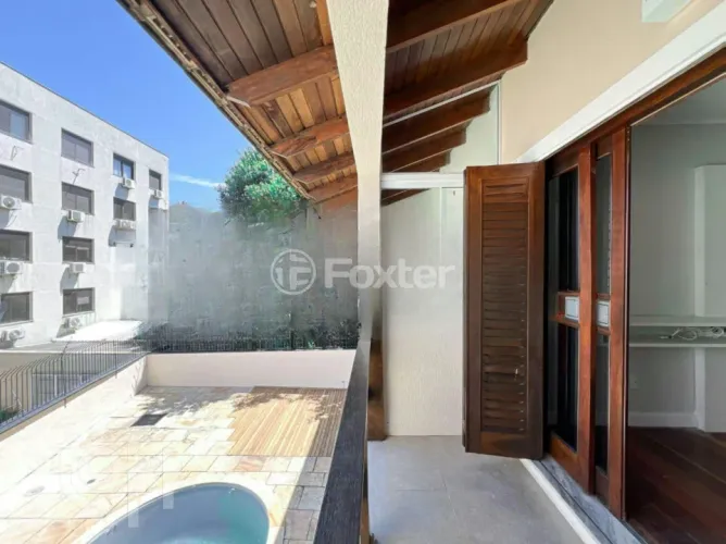 Casa à venda Rua Dona Adda Mascarenhas de Moraes, Jardim Itu - Porto Alegre