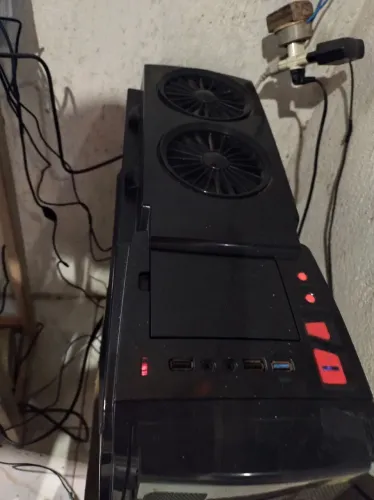 COMPUTADOR (GAMER i7) (monitor 27p 120hz)