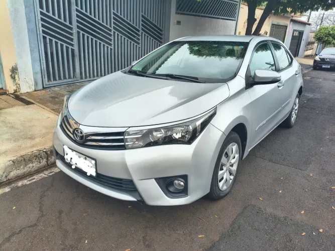 Toyota Corolla GLI 1.8 Flex 16V Aut. 2017