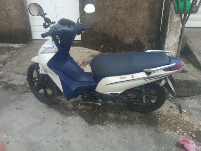 Vendo moto Jet125