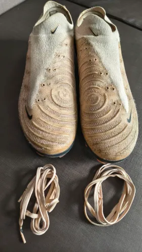 Chuteira Nike Elite Phantom GxII número 40