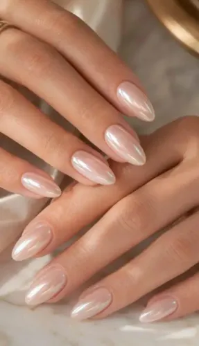 Precisa-se de manicure