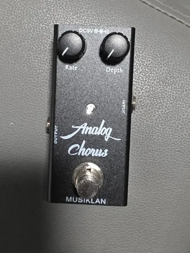 Pedal Chorus analógico excelente custo benefício