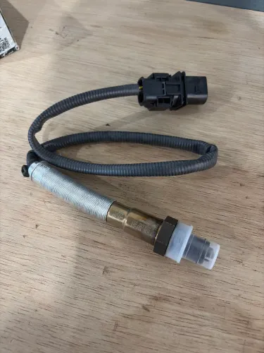Sensor de Oxigênio Sonda Lambda Bosch 17051 Novo - BMW M5 / M6