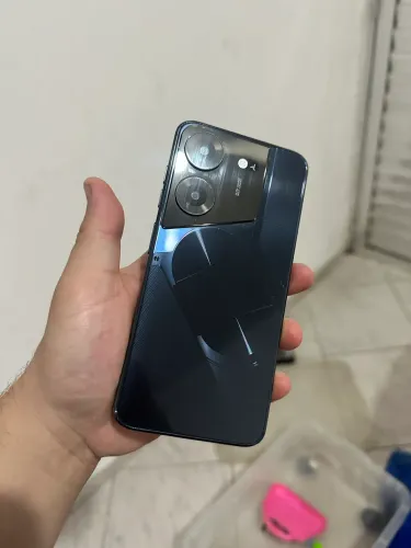 Android Pova 5 Pro