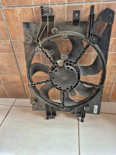 Eletroventilador/ Ventoinha Sandero