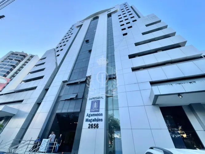 Cobertura no Empresarial Agamenon Magalhães