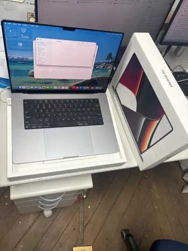 Macbook Pro M1 16GB Ram SSD 1TB