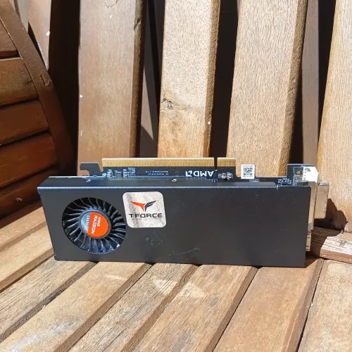Placa de Vídeo RX 550 2GB