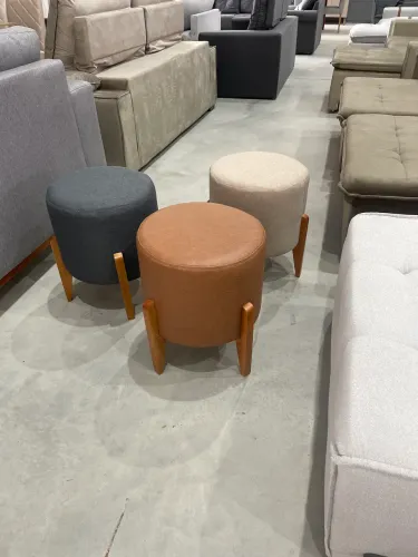 PUFF DECORATIVO.  várias Cores No Linho e Courino 