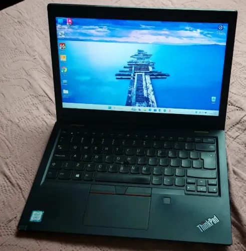 Notebook Lenovo Core i7 8565u 4.6ghz - 8Gb DDR4 - 256Gb SSD -Tela 14''-Fino e Leve-Entrego