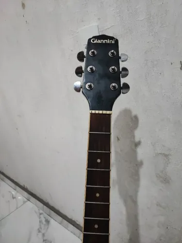 Vendo vilão, marca Giannini