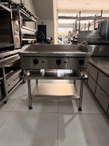 Chapa a gás 90 cm 18mm macom com bancada 
