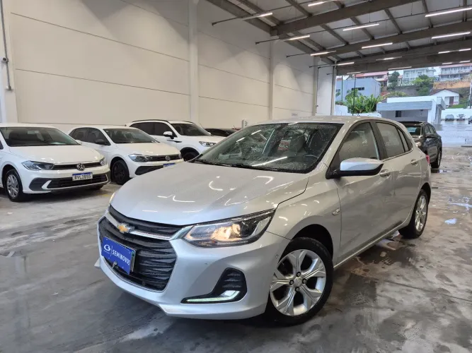 Chevrolet Onix Hatch Premier 1.0 12V TB Flex Aut. 4P 2021