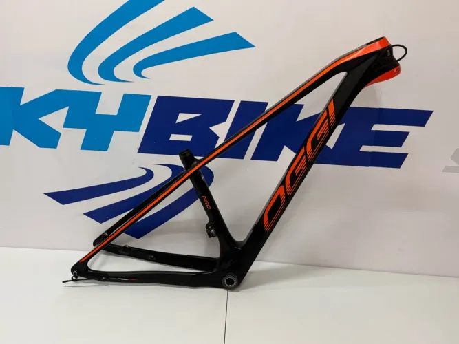 QUADRO OGGI AGILE PRO CARBON DISC TAMANHO 15 SEMI-NOVO