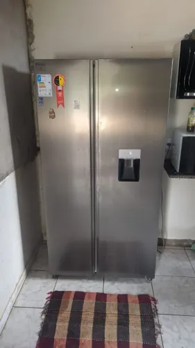 Geladeira Philco Side By Eco inverter 434L Inox.  1 ano nota fiscal garantia até esse mês.