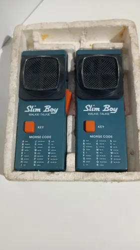 Par de walkie-talkies vintage da marca Slim Boy- produto sem teste<br>Sem teste