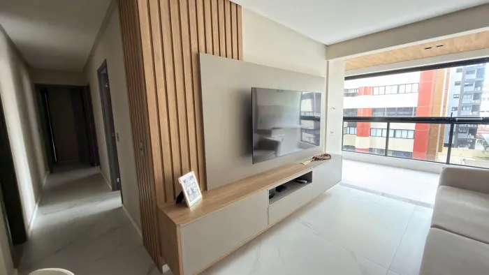 Painel de tv EMEL