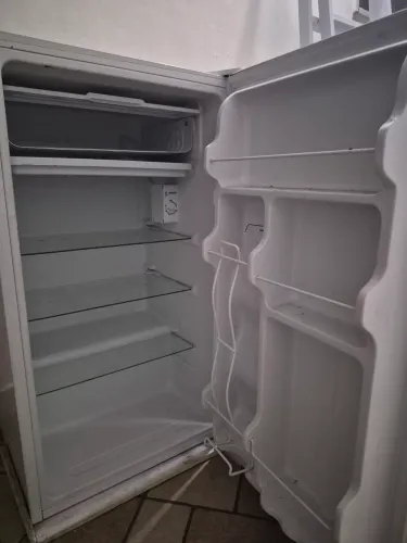 Frigobar Midea