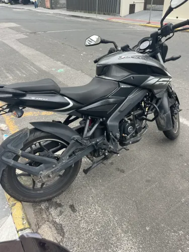 Moto dominar 160 