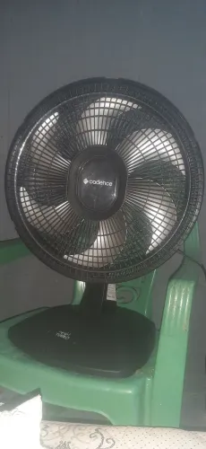 Vende-se ventilador novo excelente estado, Marca "CADENCE"