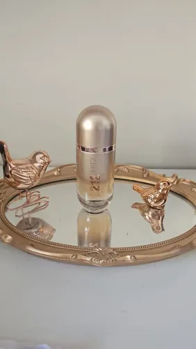 Perfume 212 vip rosé 80 ml Carolina Herrara Tester valor 550