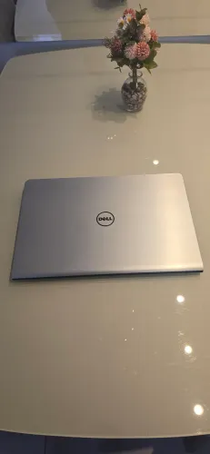 Dell Inspiron Core I7 , 16 GB , SSD, placa de video 4 GB
