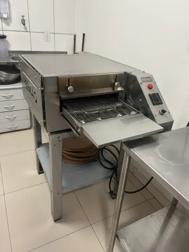 Forno Esteira Reemaq FEE350 - Excelente Estado - R$ 7.500