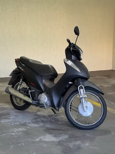MOTO BIZ 125 ES, segundo dono