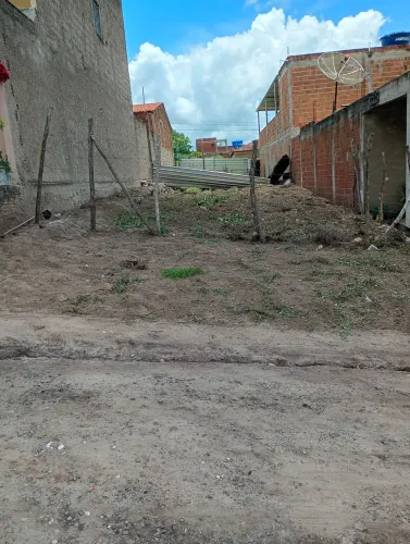 Alugo terreno em lagoa seca 