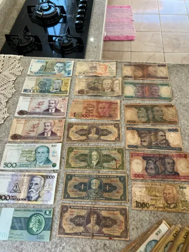 Vendo Lote de Cédulas Antigas Colecionáveis