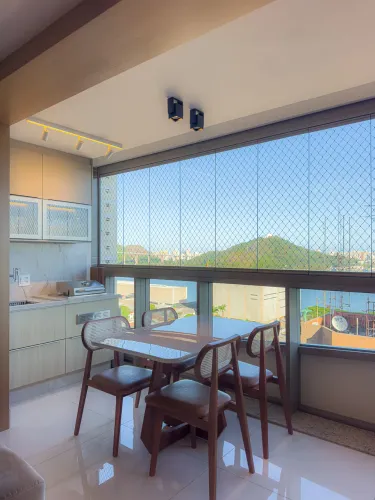 Pronto para morar, com 107 m², 3 quartos, sendo 2 suítes, totalmente montado e vendido de 