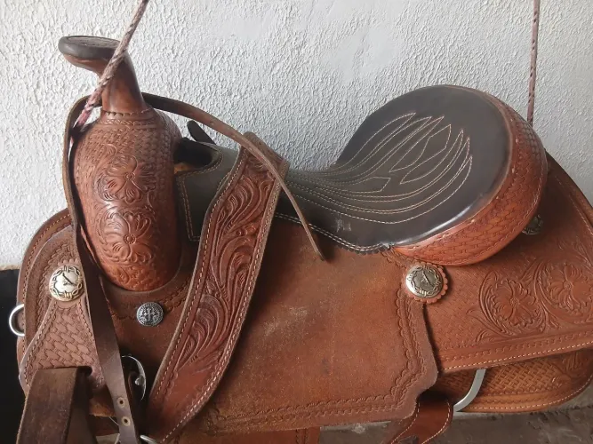Vendo uma Cela