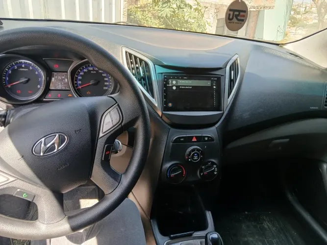 Hyundai HB20S C.style/c.plus1.6 Flex 16V Aut. 4P 2016