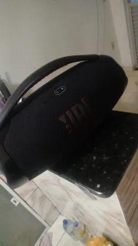 JBL Bombox 3