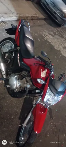 Fan 125 KS 2015 Vermelha