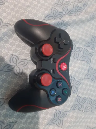 Controle Bluetooth com botão "A" afundado,mas ainda funciona de resto tudo está tudo certo